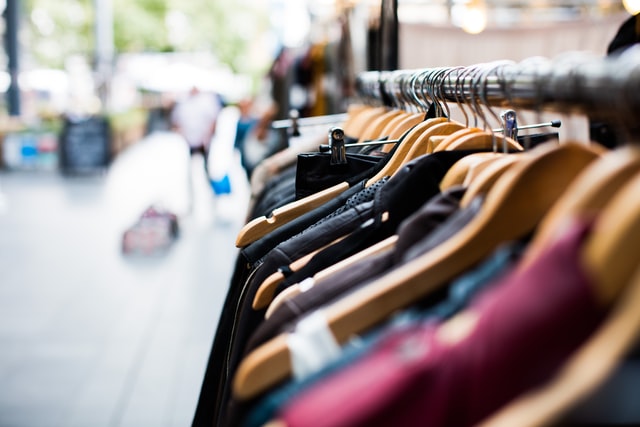 Clothes rack retail market
